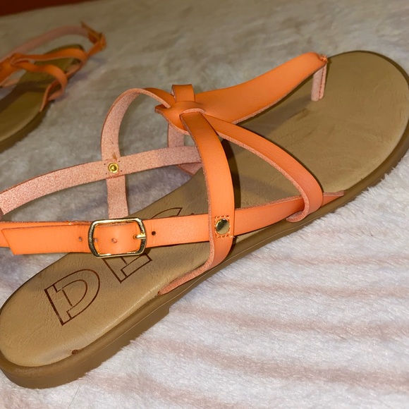 Never worn outside DLG Coral Strappy Sandal - Picture 3 of 4